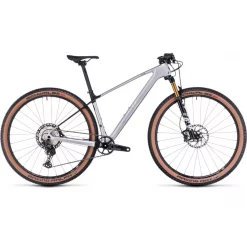Bicicleta Cube Elite C:62 Pro 23
